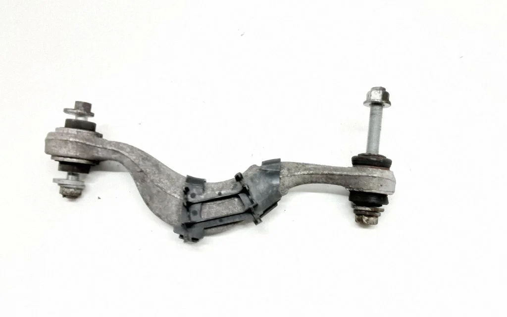 Rear upper control arm/wishbone 6861120