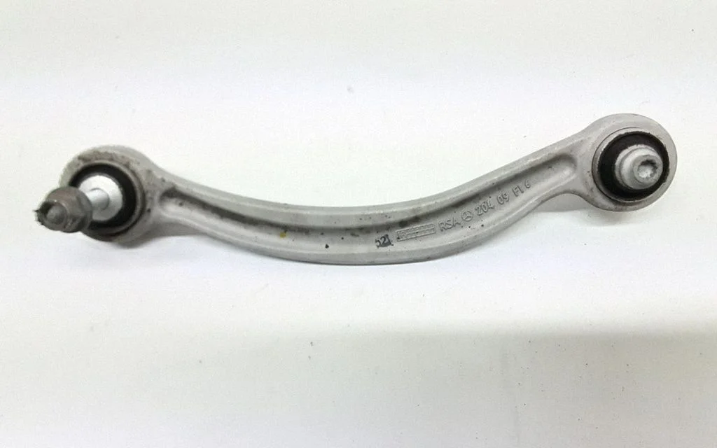 Rear upper control arm/wishbone 20409F16