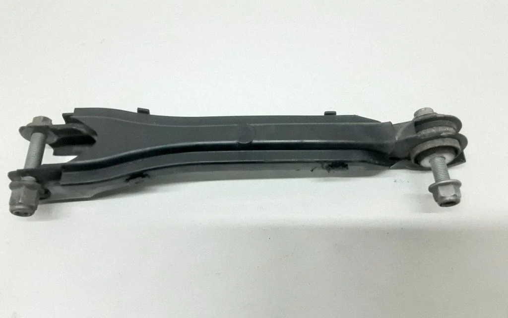 Rear upper control arm/wishbone A2043521205