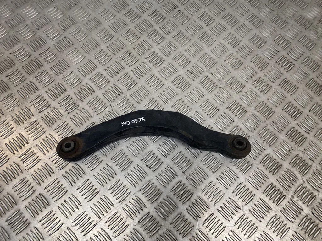 Rear upper control arm/wishbone
