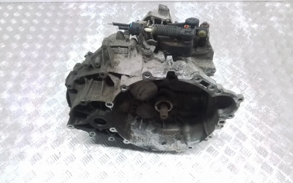 Manual 6 speed gearbox – Volvo S40 (2004-2007)