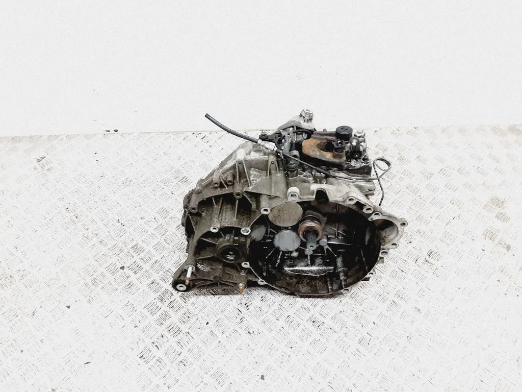Manual 6 speed gearbox – Volvo C30 (2010-2013)