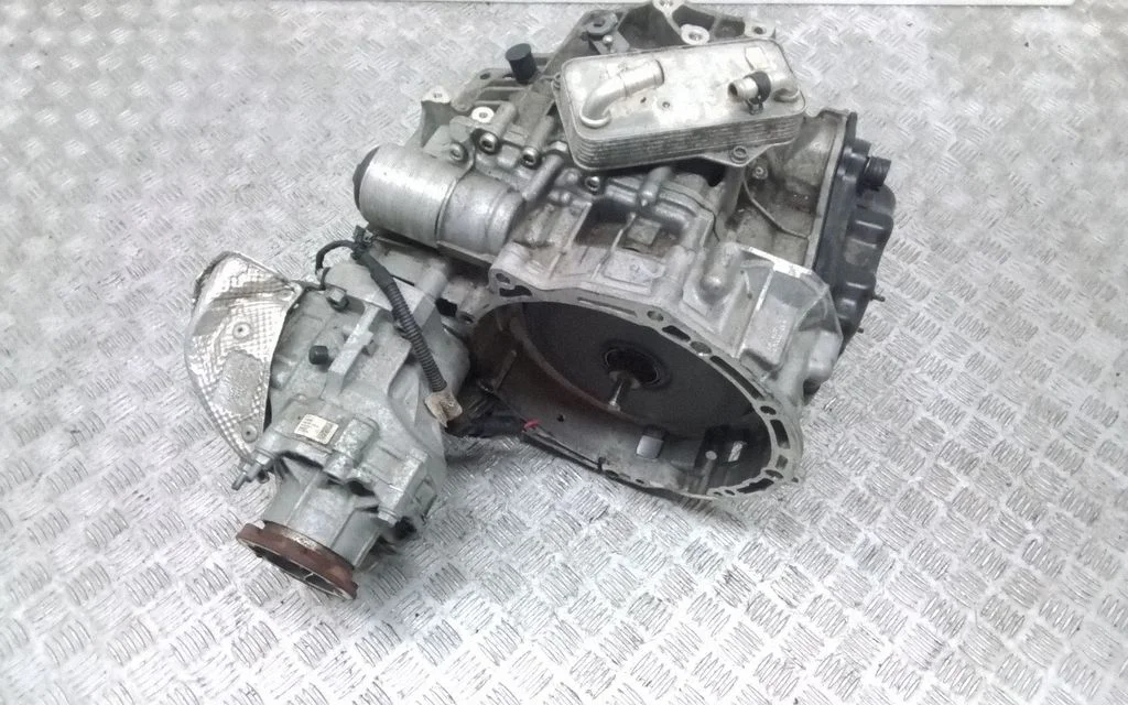 Automatic gearbox – front