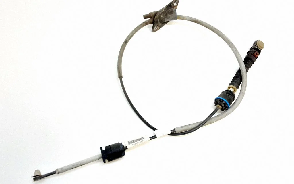 Gear shift cable linkage – Volvo XC90 (2007-2014)