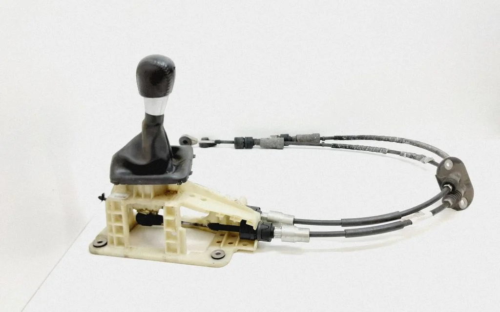 Gear selector mechanism 30733067