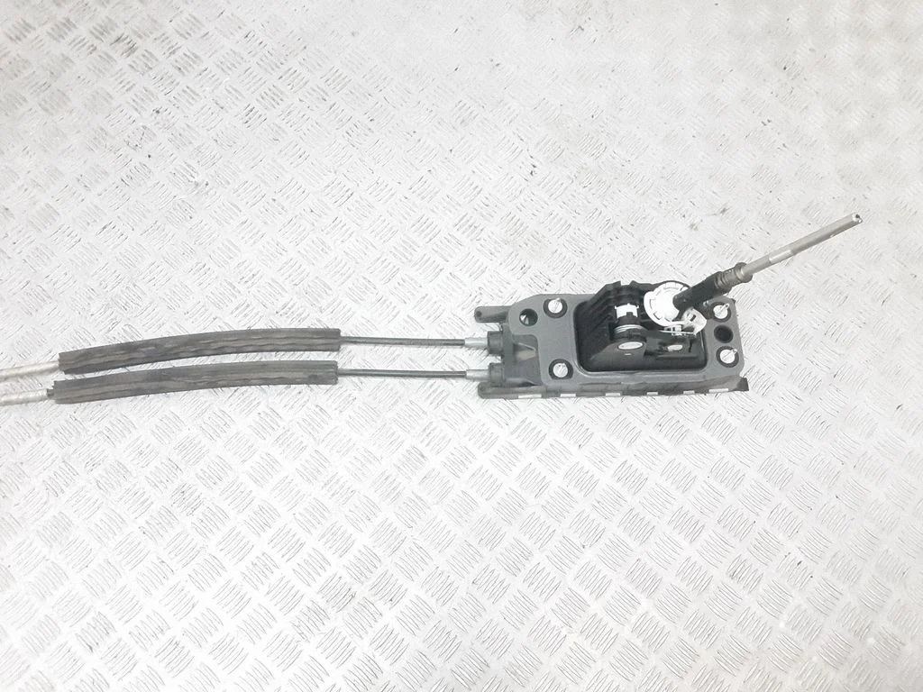 Gear selector mechanism – Volkswagen Passat CC (2008-2016)