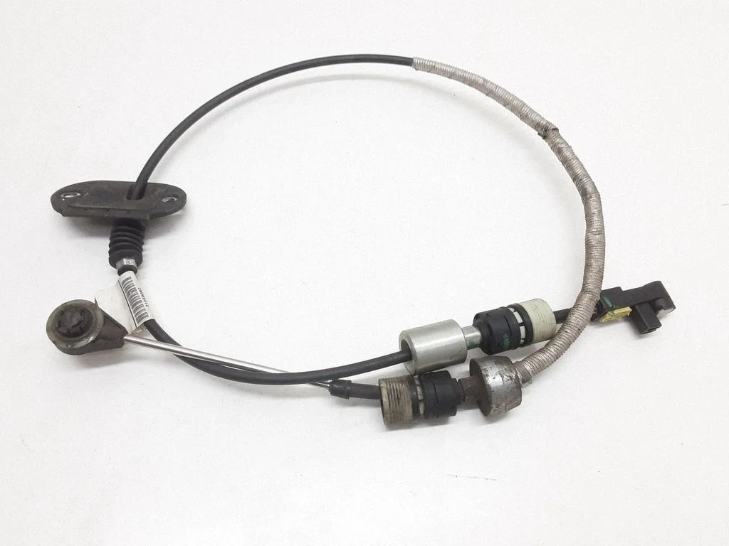 Gear shift cable linkage – Volvo V70 (2005-2008)