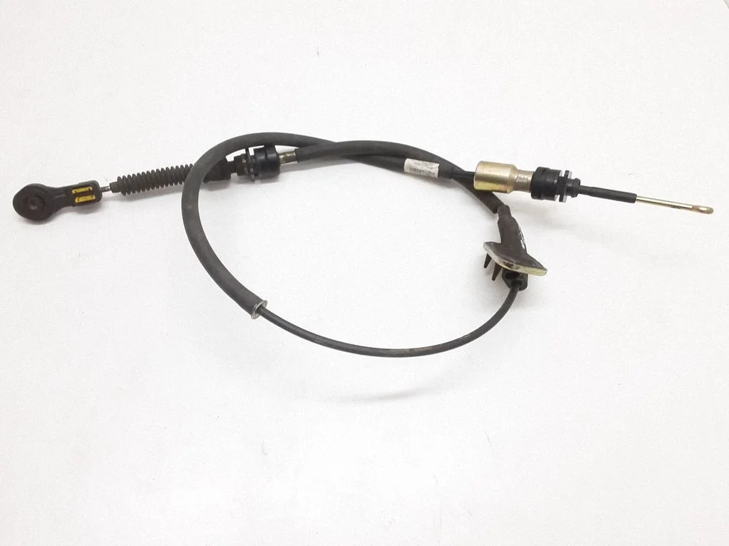 Gear shift cable linkage – Volvo S60 (2001-2004)