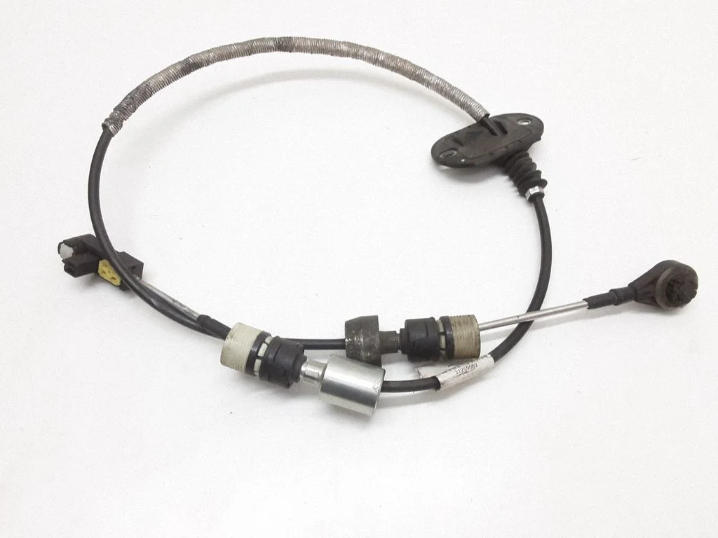 Gear shift cable linkage – Volvo V70 (2005-2008)