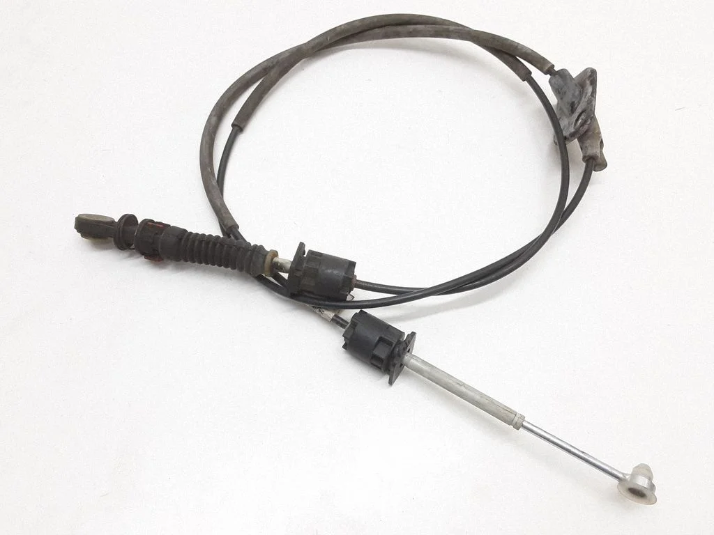 Gear shift cable linkage – Volvo XC90 (2003-2006)