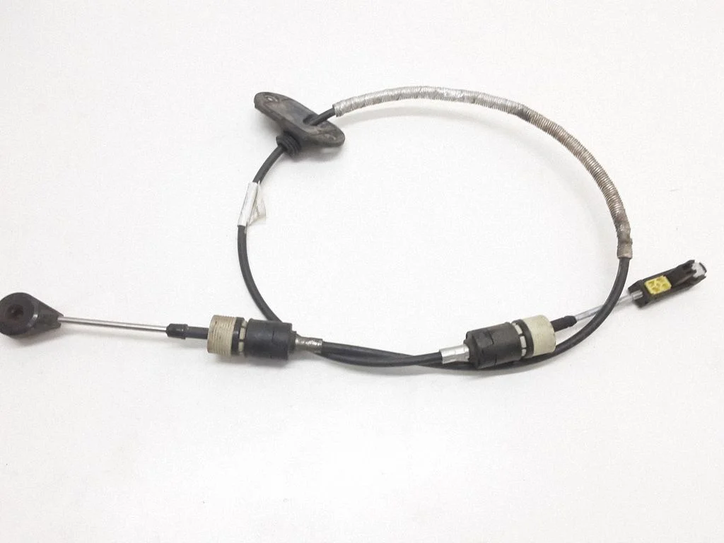 Gear shift cable linkage – Volvo XC60 (2009-2013)
