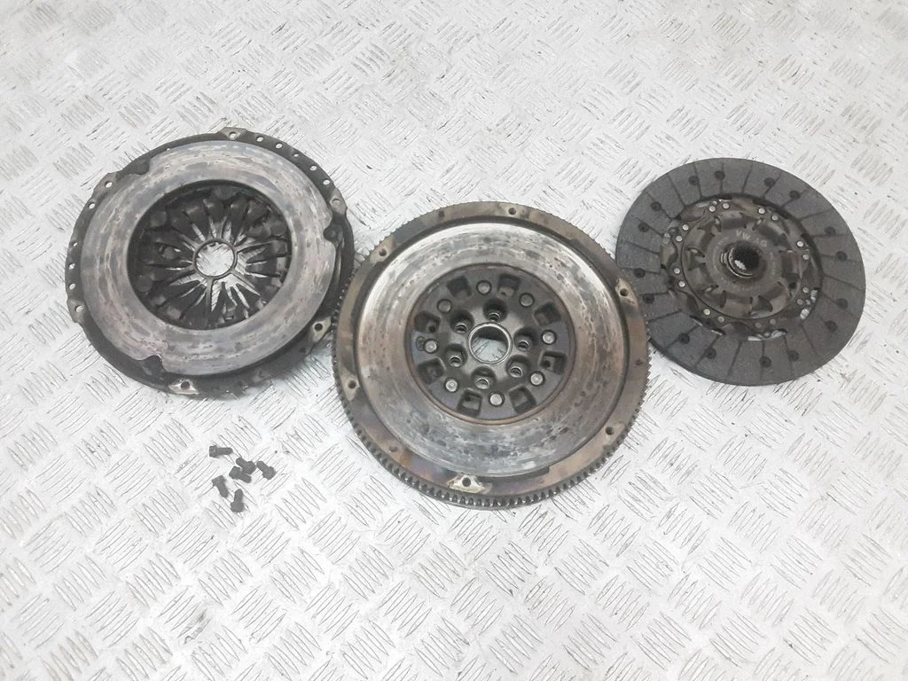 Clutch set kit – Volkswagen Passat CC (2008-2016)