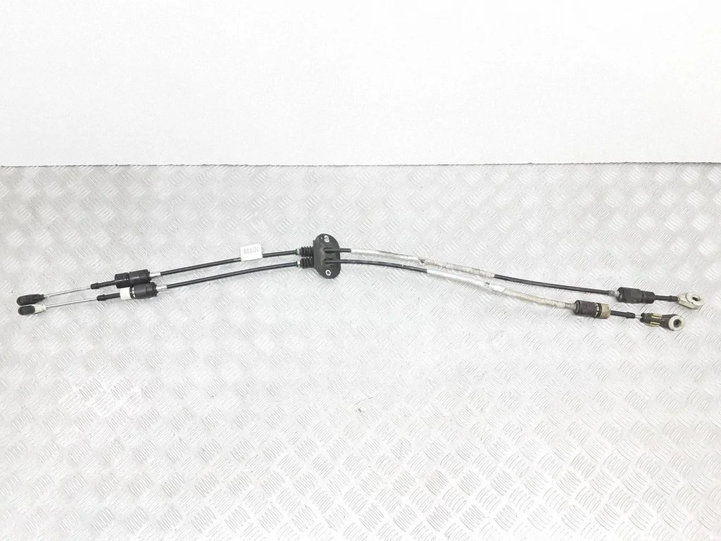 Gear shift cable linkage – Volvo V40 (2012-2019)