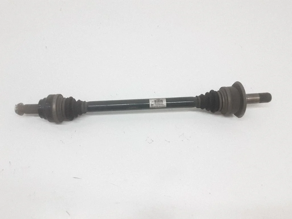 Rear driveshaft 7566086