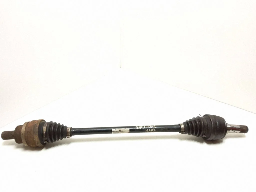Rear driveshaft P30681132