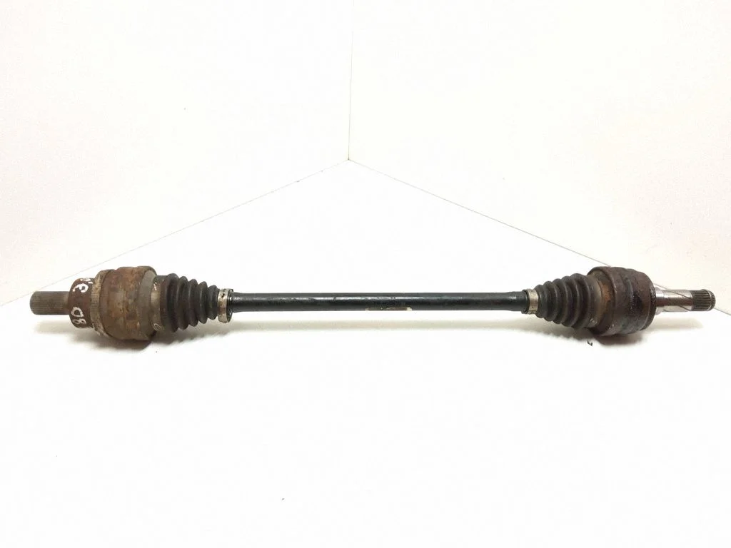 Rear driveshaft P30681132