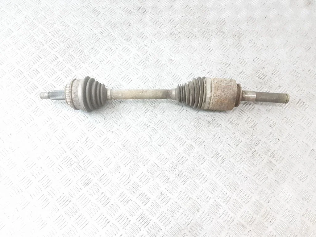 Rear driveshaft – rear left