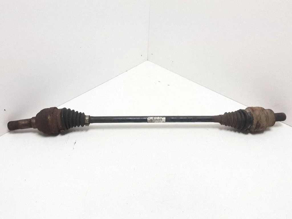 Rear driveshaft P30651528