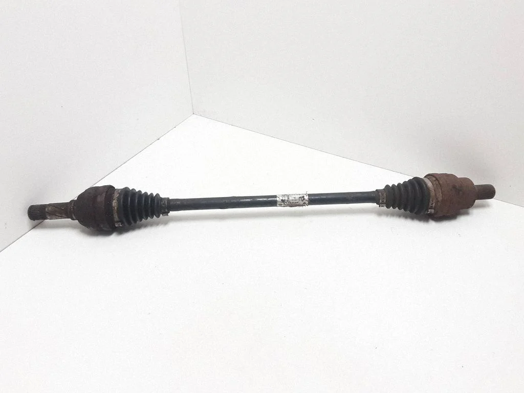 Rear driveshaft P30651936