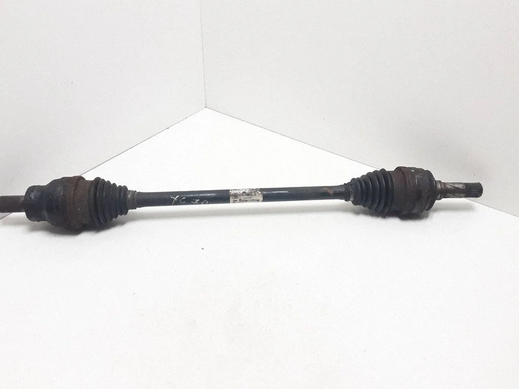 Rear driveshaft P9383773