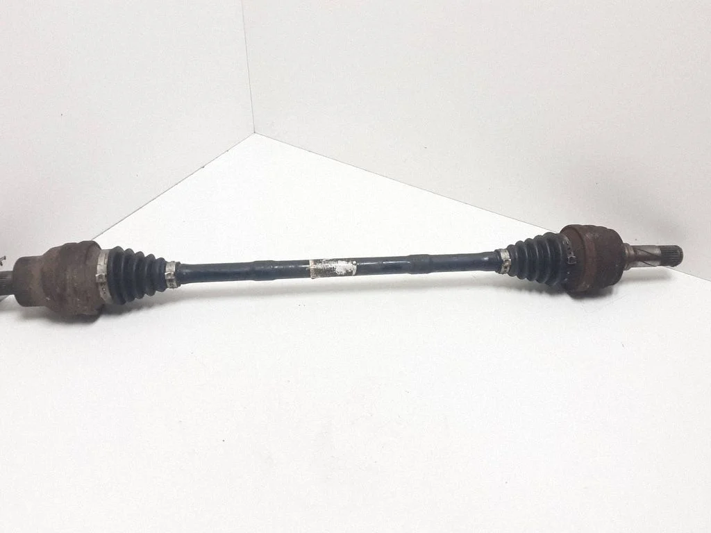 Rear driveshaft P30735565