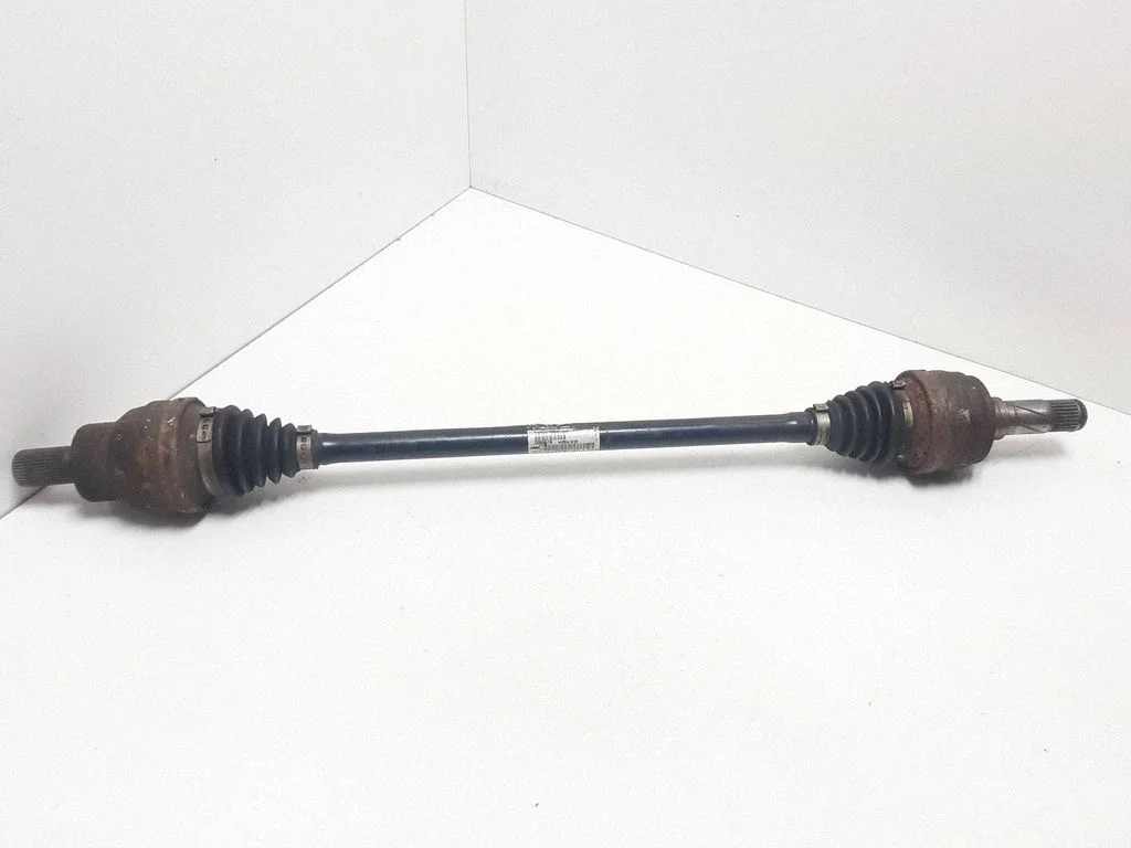 Rear driveshaft P30735565