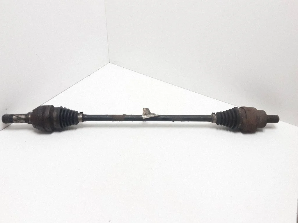 Rear driveshaft P30651528