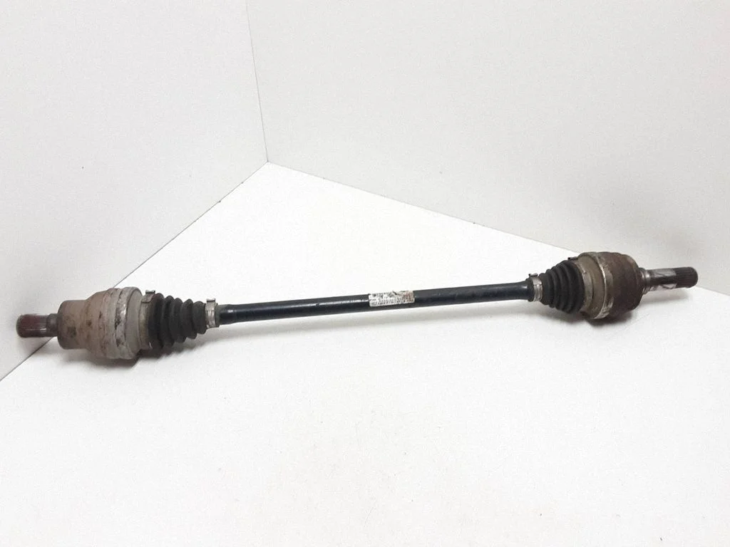 Rear driveshaft P30735565