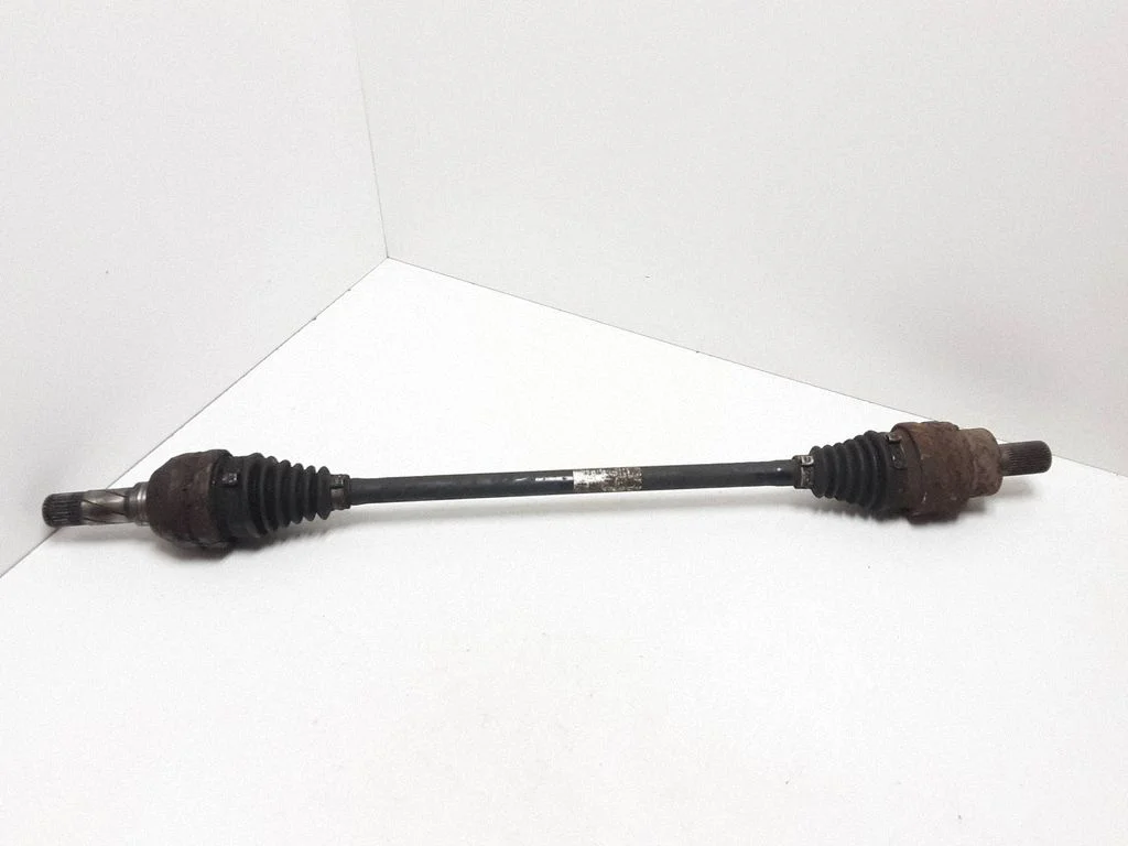 Rear driveshaft P30651936