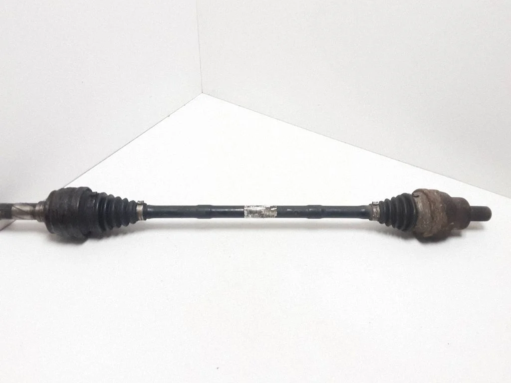 Rear driveshaft 30735565