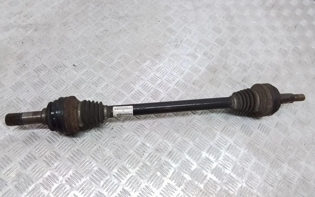 Rear driveshaft 7P5501201A