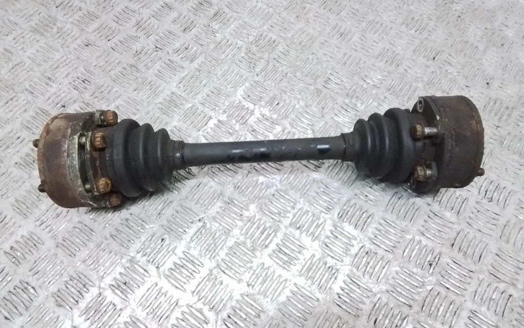 Aizmugurējā pusass