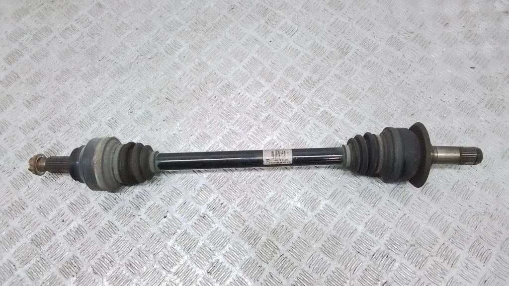 Rear driveshaft 7566078