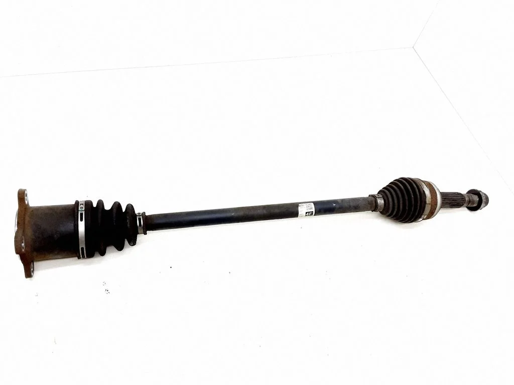 Rear driveshaft – Toyota RAV 4 (XA40) (2012-2018)