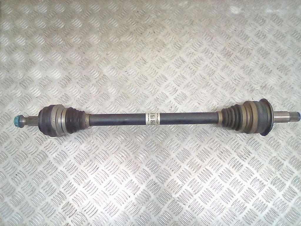 Rear driveshaft – Mercedes-Benz C-Class W205 (2014-2021)