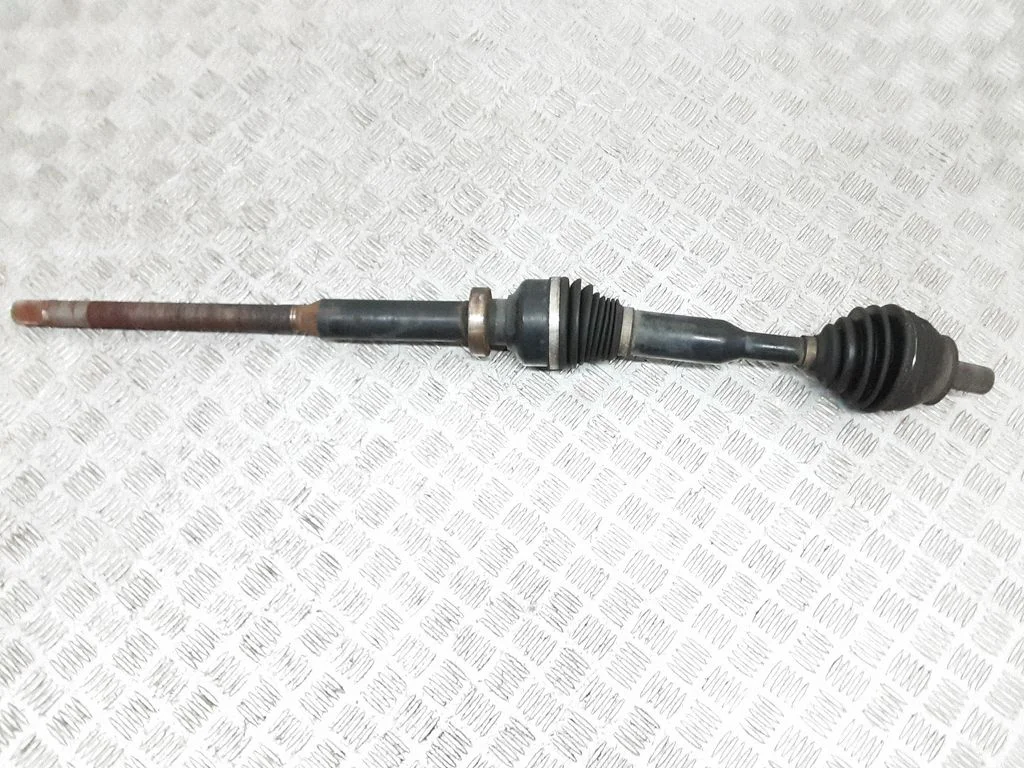 Front driveshaft 31272545