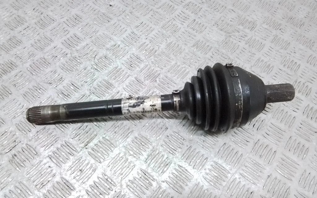 Front driveshaft 30783199