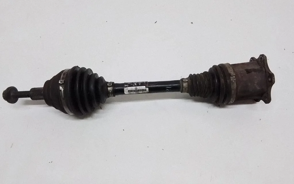 Front driveshaft 561407271R