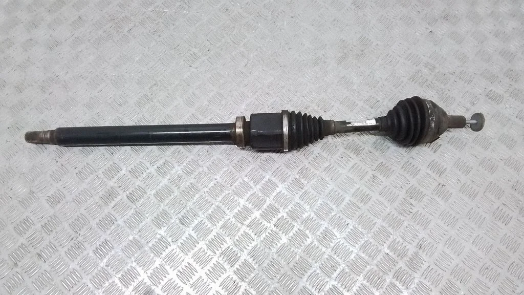 Front driveshaft – Volvo V60 (2011-2013)