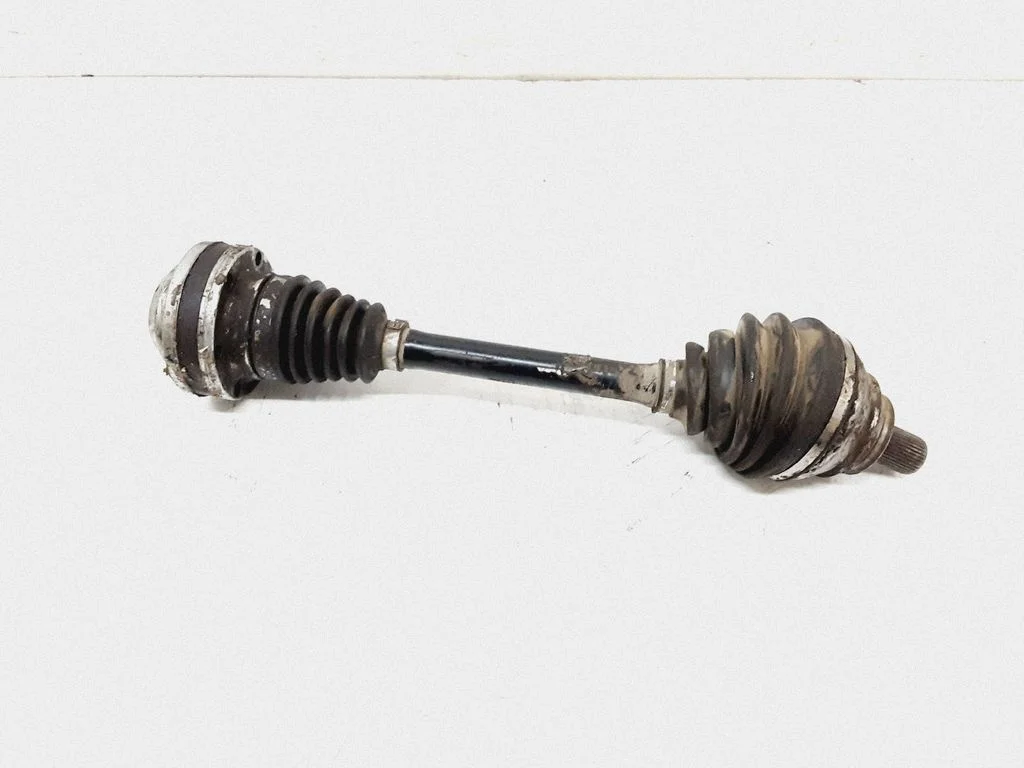 Front driveshaft – Volkswagen e-Golf (2014-)