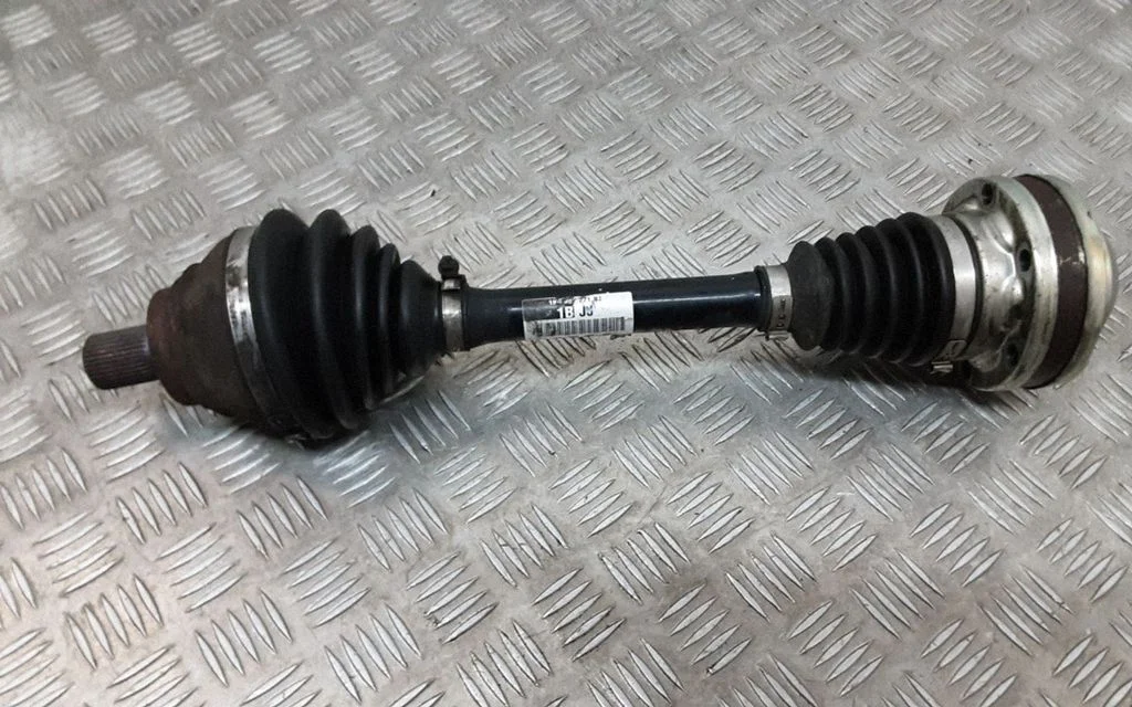 Front driveshaft – front left