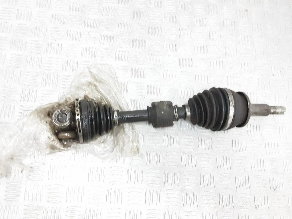 Front driveshaft – Toyota RAV 4 (XA40) (2012-2018)