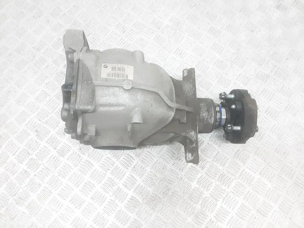 Rear differential 7577097