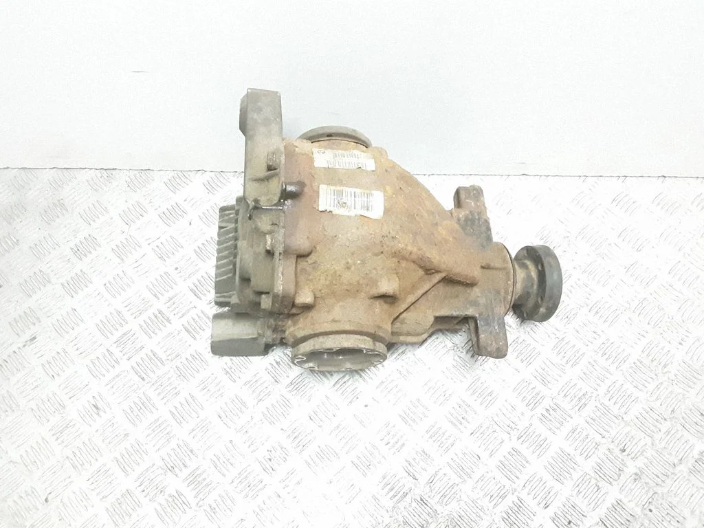 Rear differential 7532049
