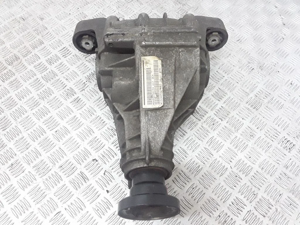 Rear differential – Volkswagen Touareg I (2002-2010)