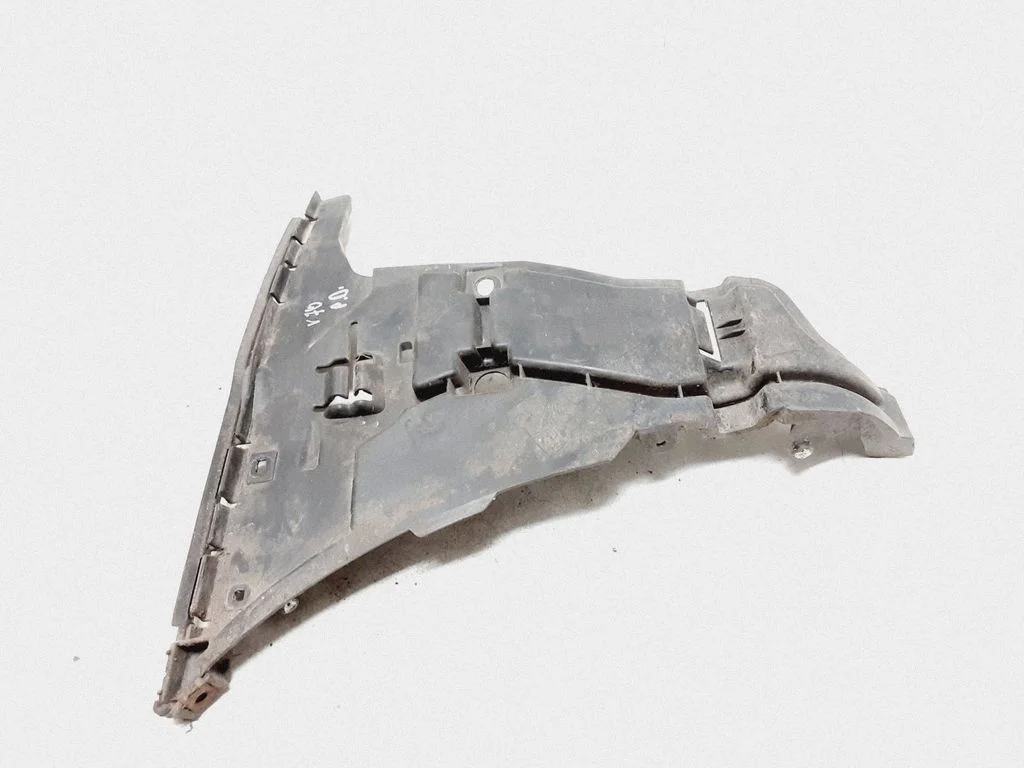 Front bumper mounting bracket – Volvo V70 (2005-2008)