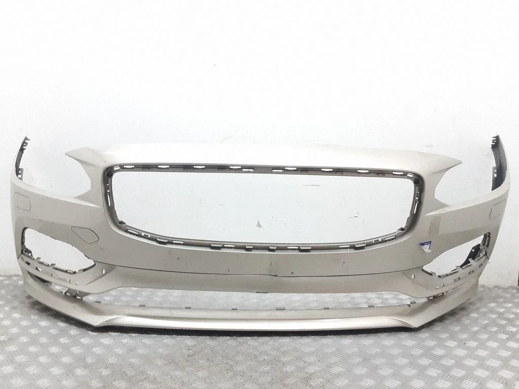 Esistange – Volvo S90, V90 (2016-)