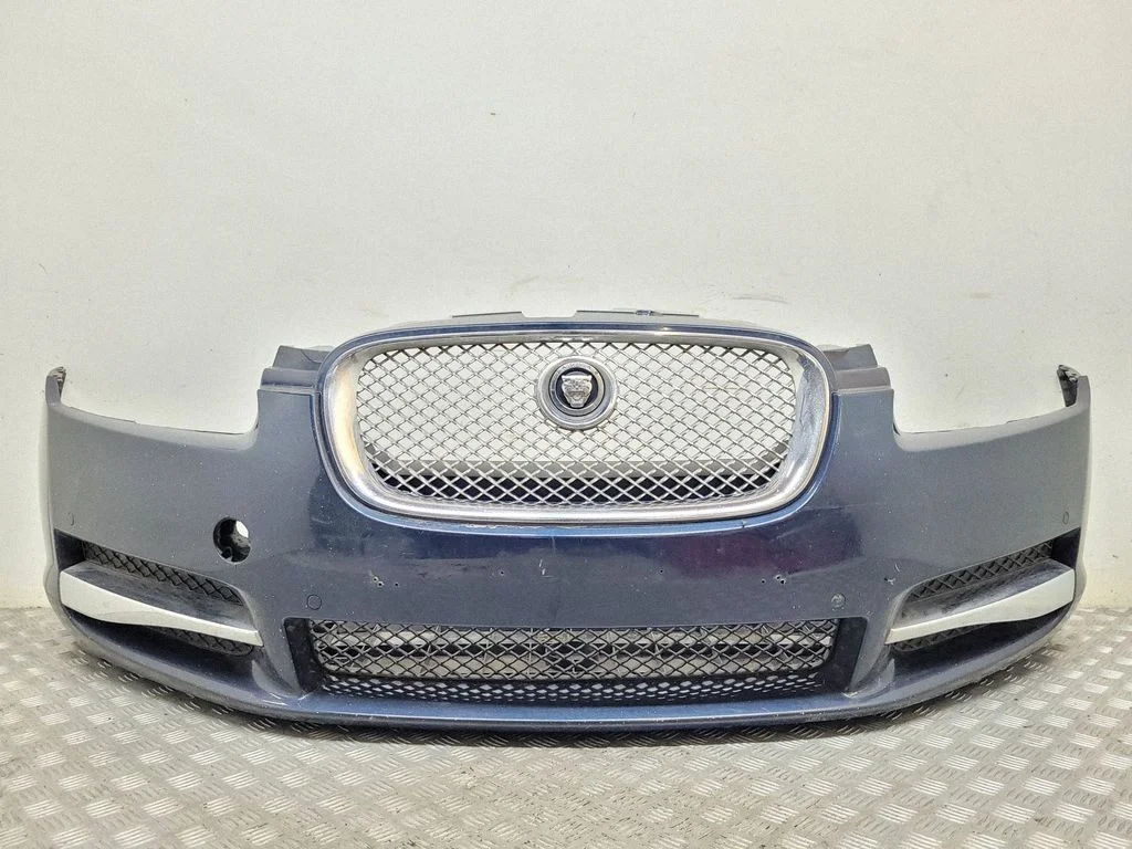 Front bumper – Jaguar XF X250 (2007-2015)