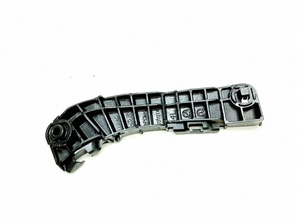 Front bumper mounting bracket 5253606030