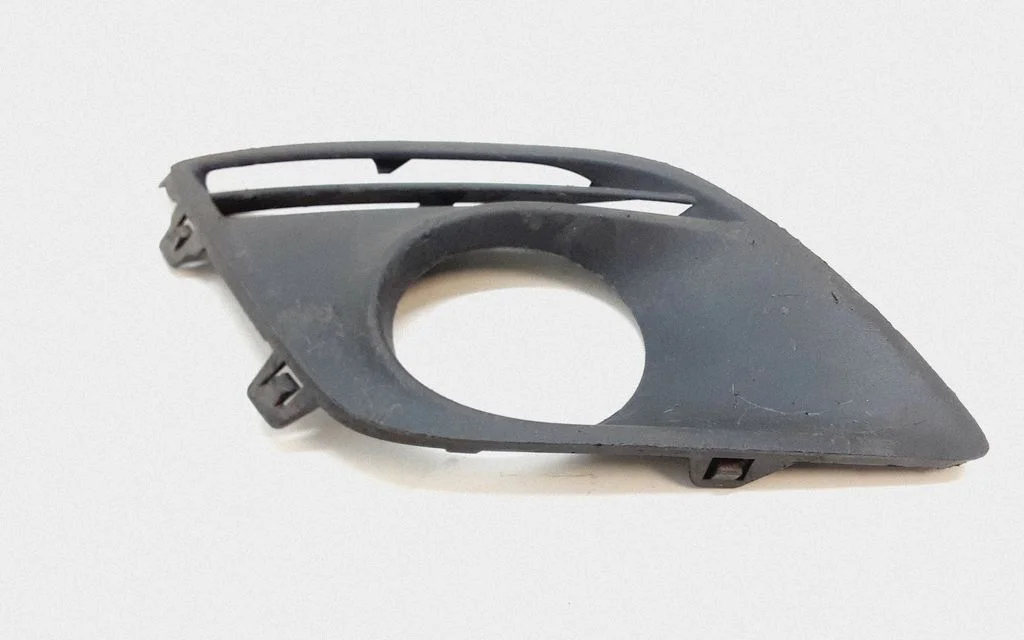 Front bumper lower grill – Volvo XC60 (2009-2013)